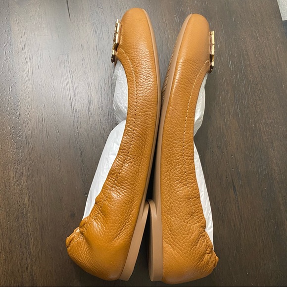 TORY BURCH MELINDA BALLET TUMBLED LEATHER FLATS - Picture 3 of 10